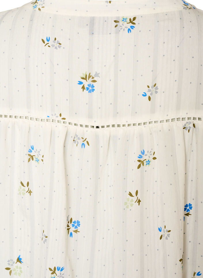 Short viscose dress with lace trim and A-line cut, Vanilla, Packshot image number 3