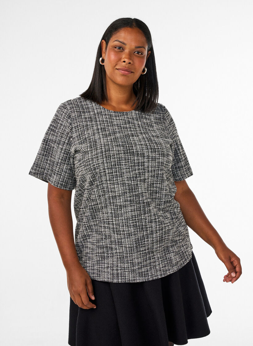 Woven blouse with button detail, Vanilla, Model image number 0