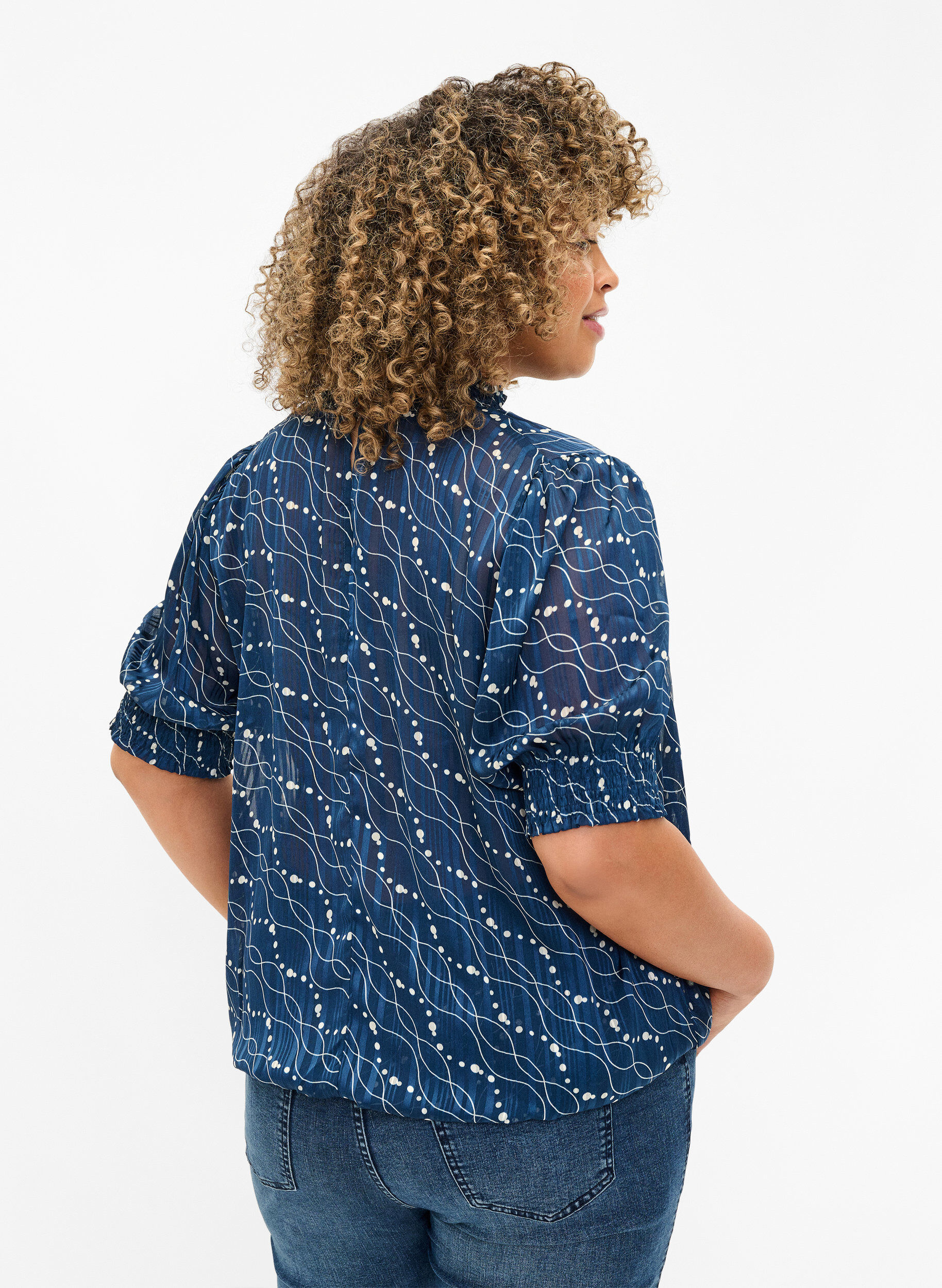 Zizzifashion Short-sleeved smock blouse with print, Dress Bl. Swirl AOP, Model image number 1