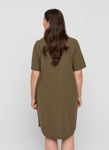 Short-sleeved cotton dress with buttons, Ivy Green, Model image number 1