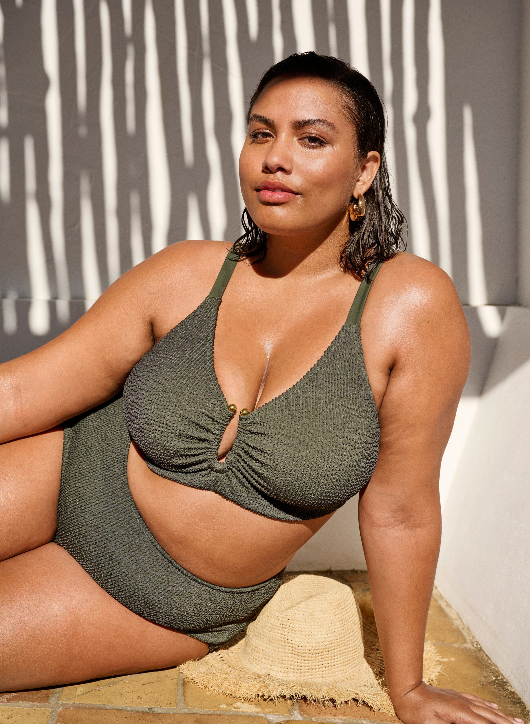 Zizzifashion Bikini bottom with texture and high waist, Green, Image image number 0