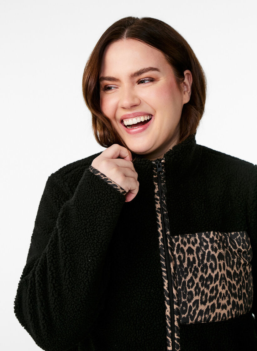 Teddy fleece jacket with leopard details, Black, Model image number 3
