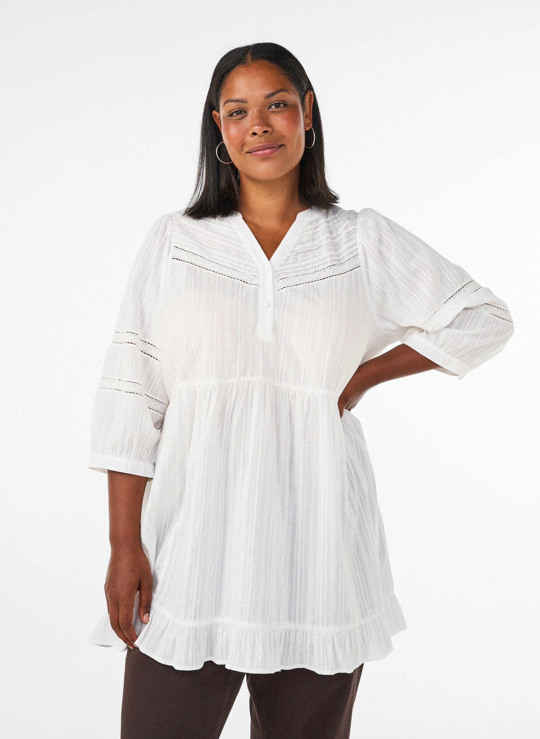 ZizzifashionTunic with eyelet embroidery details and 3/4 sleeves, Vanilla, Model image number 0