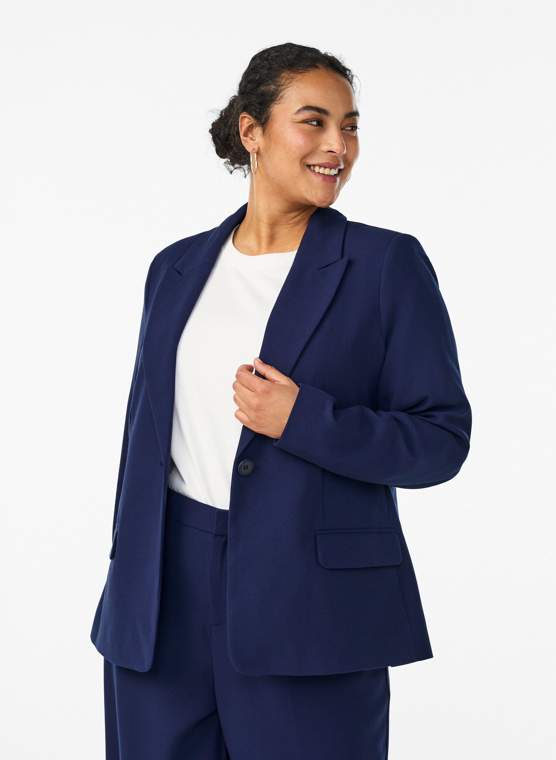 Classic blazer with single button closure and pockets, Blue, Model