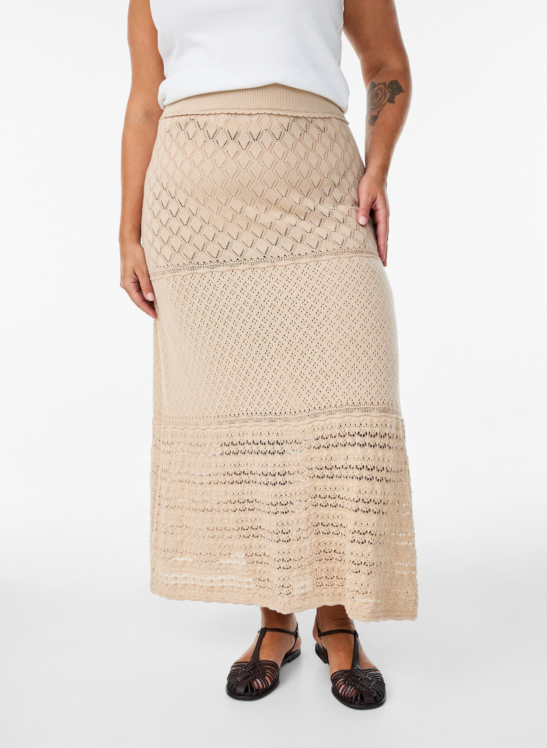 Zizzifashion Knitted skirt with eyelet embroidery, Beige, Model image number 2