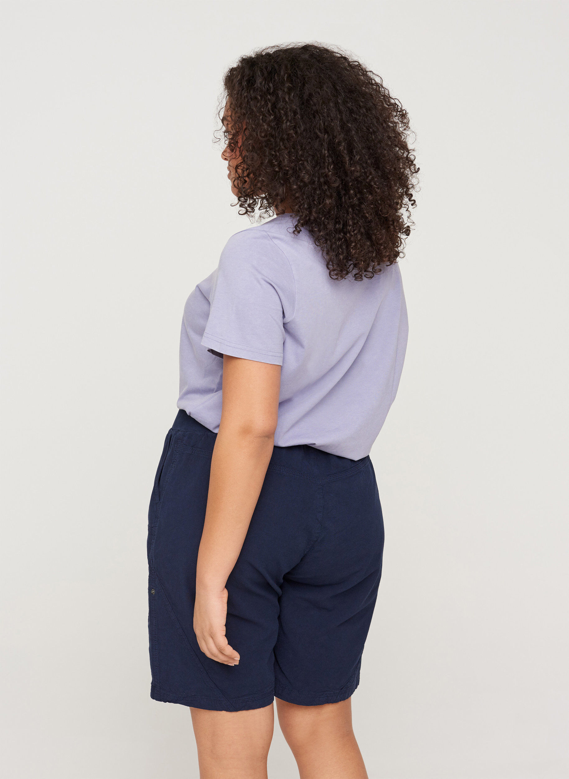 Zizzifashion Loose cotton shorts with pockets, Blue, Model image number 2