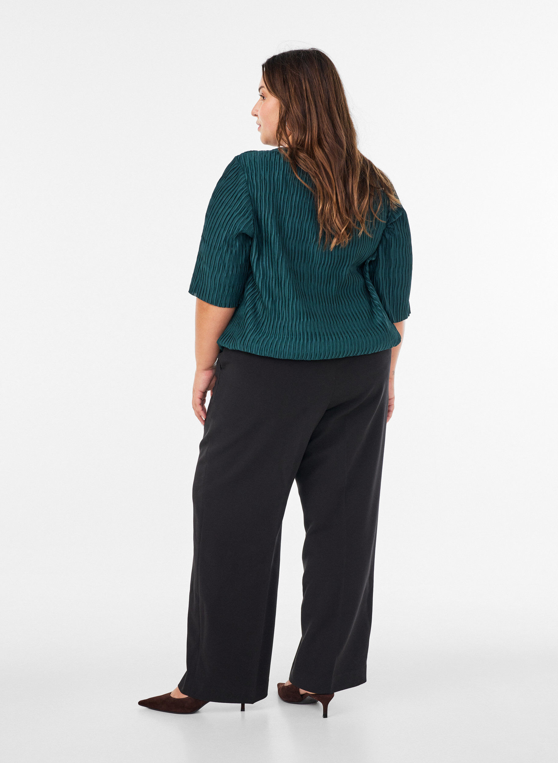 ZizzifashionBlouse with wavy texture and balloon shape, Green, Model image number 2