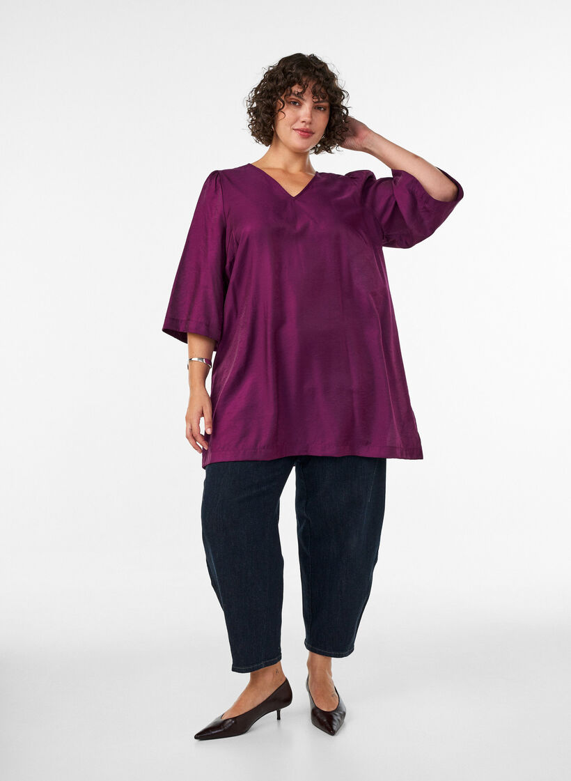 Shiny tunic with a V-neck and 3/4 sleeves, Purple, Model image number 1