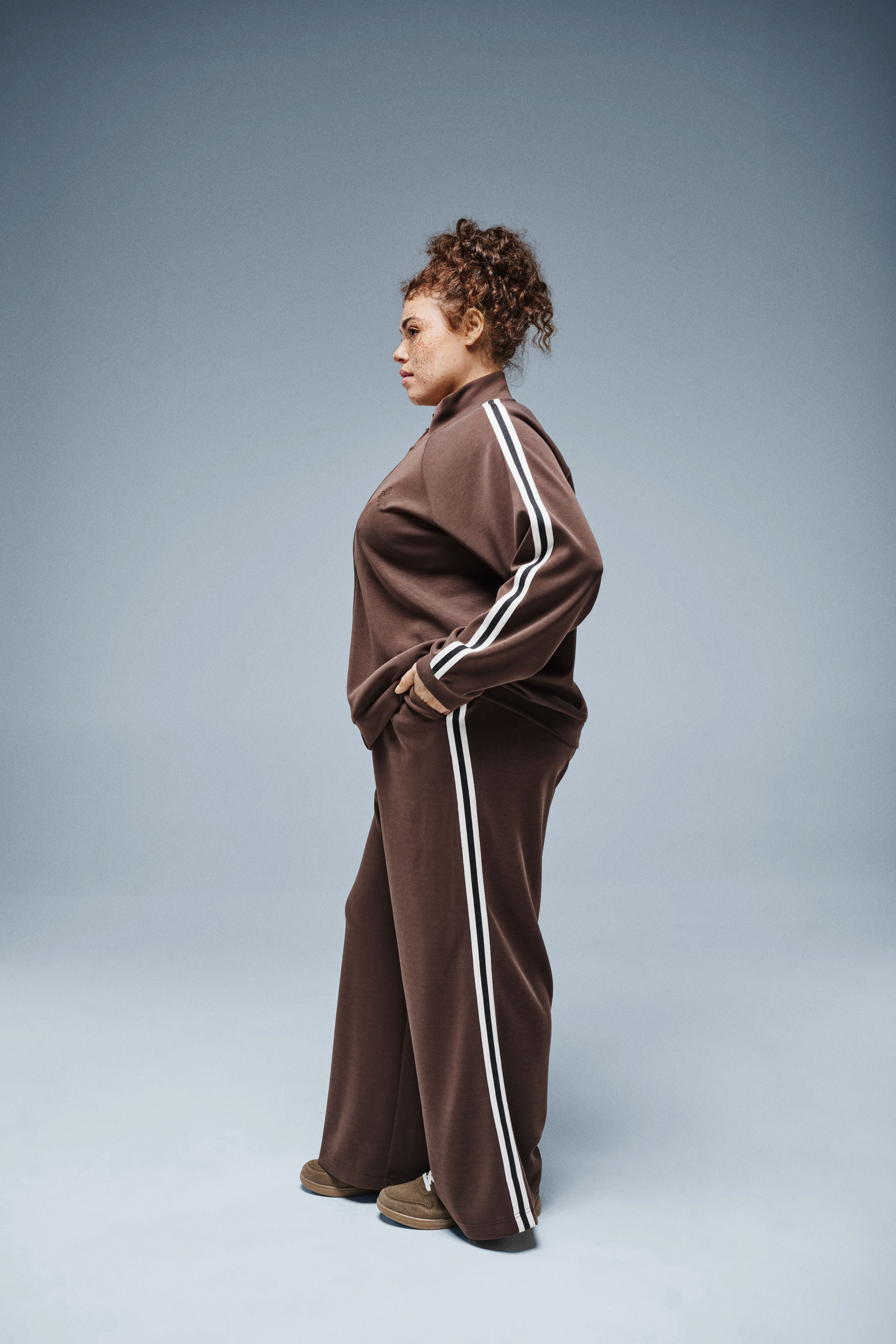 Zizzifashion Brown tracksuit, , Model
