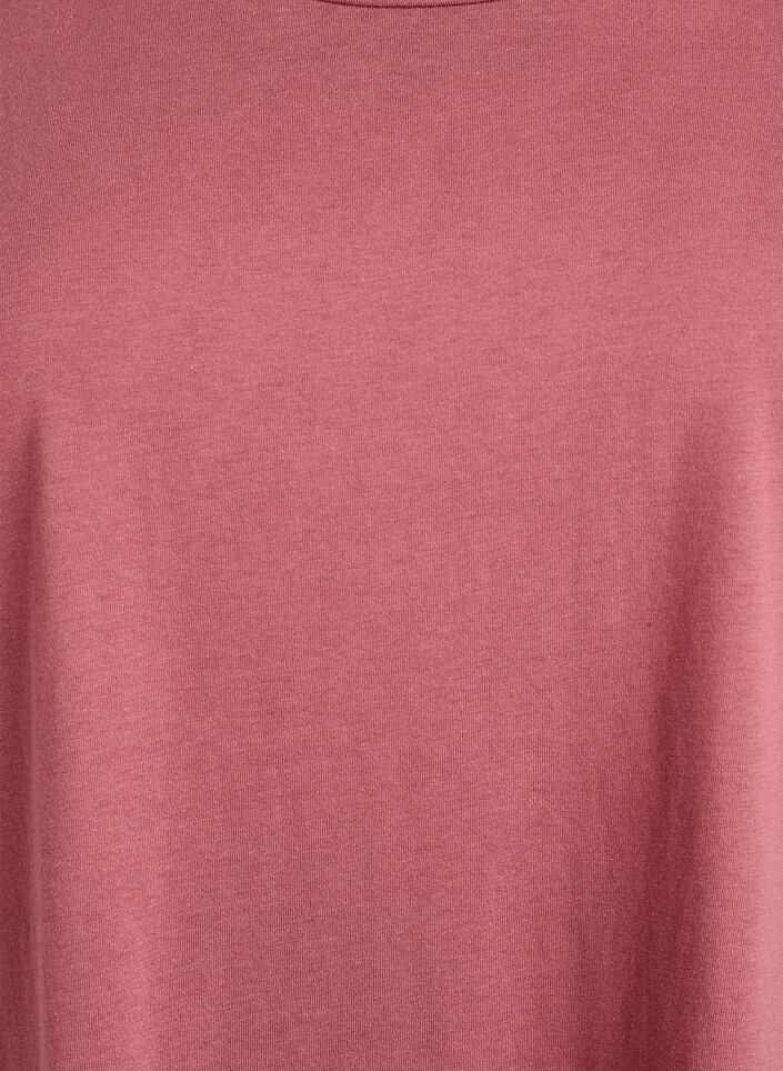 Short-sleeved t-shirt in a cotton blend, Rose, Packshot image number 2