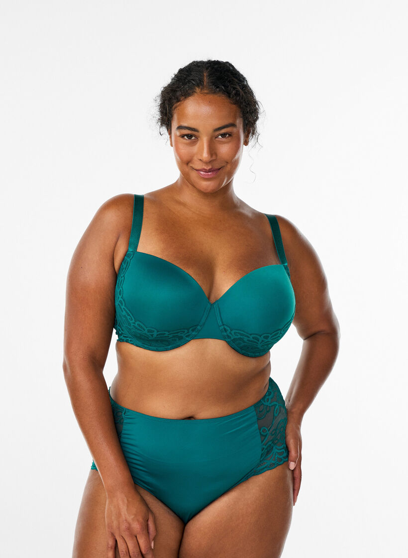 Moulded bra with underwire and lace, Green, Model image number 1