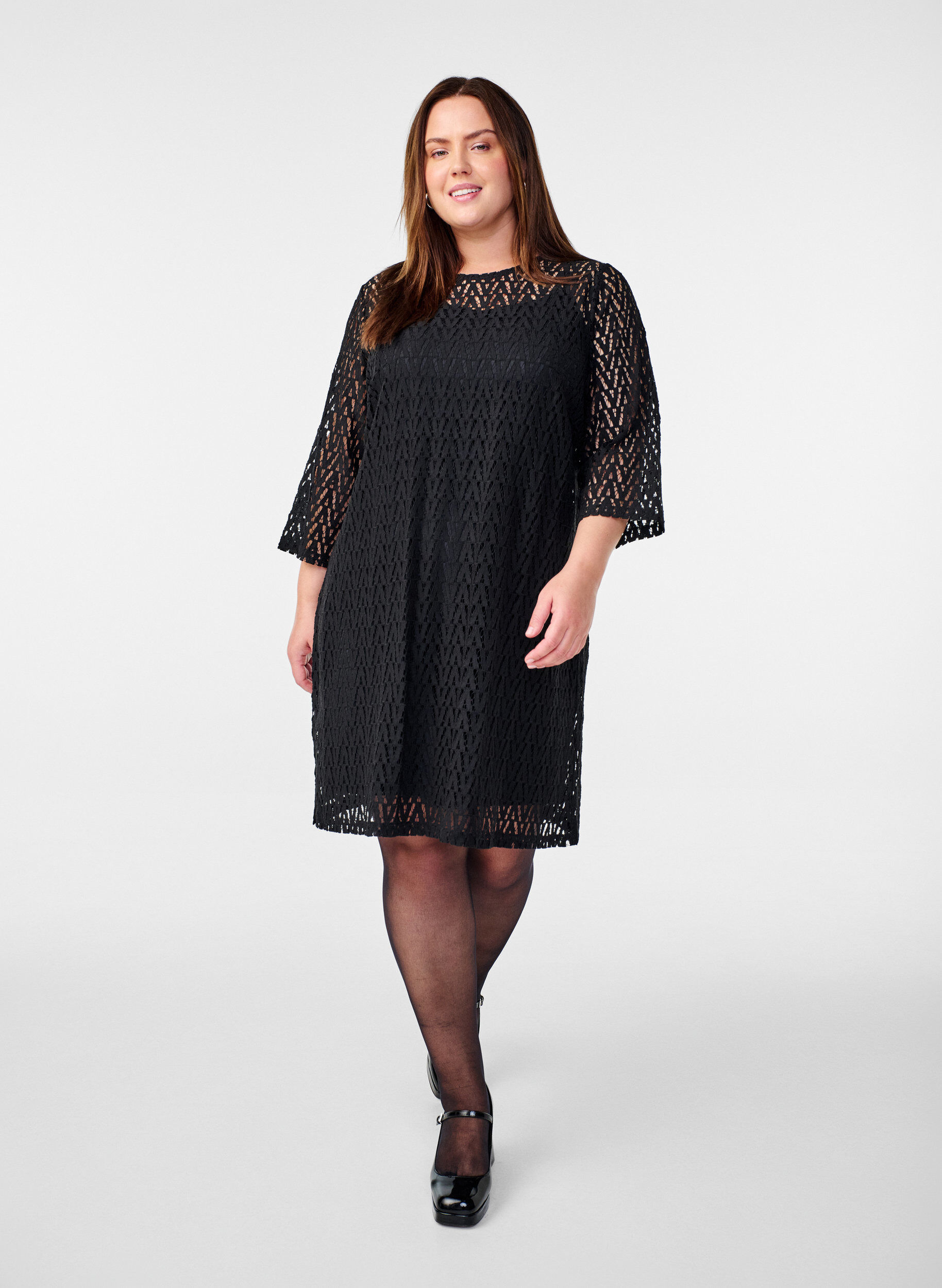 Zizzifashion  Lace dress with 3/4 sleeves, Black, Model image number 2