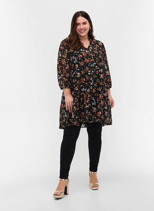 Floral print tunic with 3/4 sleeves, Black Ditsy Flower, Model image number 2