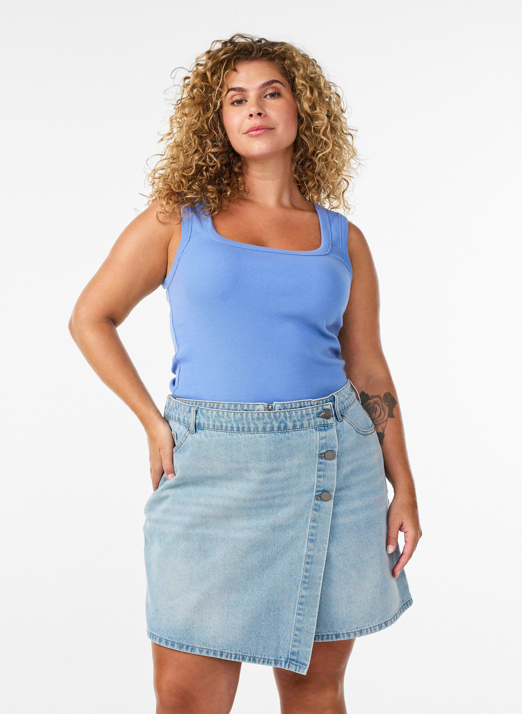 Zizzifashion Denim skorts with a wrap-over effect and high waist, Light Blue, Model image number 0