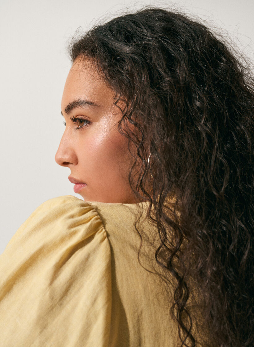 Shirt dress in linen and viscose with a tie belt, Yellow, Image image number 0