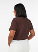 Basic cotton T-shirt with round neck, Brown, Model image number 2