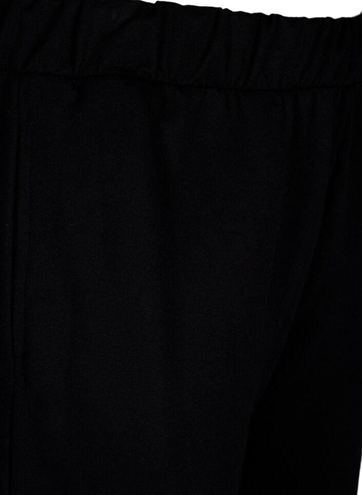 Sweatpants with cargo pockets, Black, Packshot image number 2