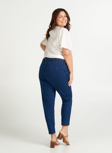 Cropped jeans with belt, Blue denim, Model image number 1