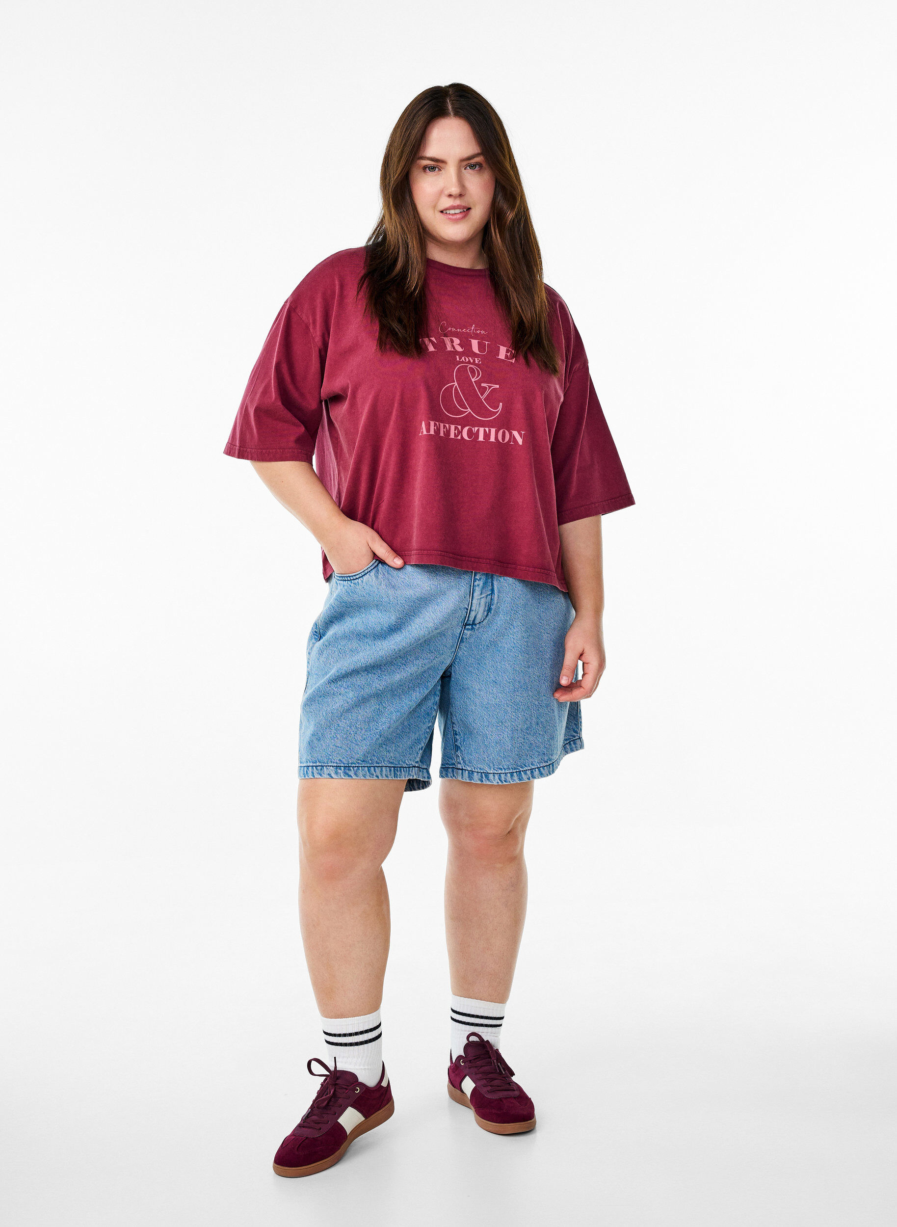 Zizzifashion Short T-shirt with a loose fit, Dark Bordeaux, Model image number 1