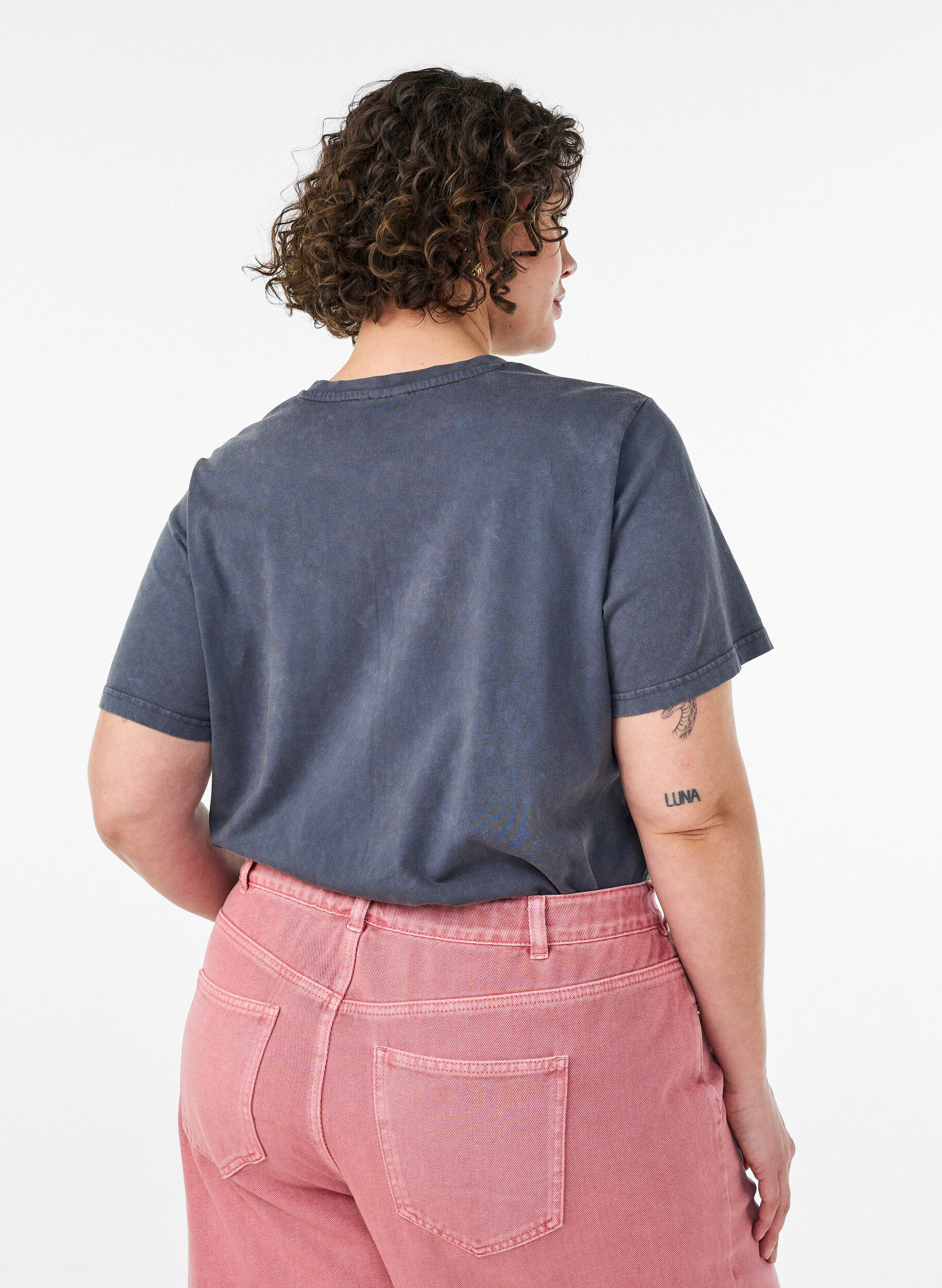 Zizzifashion Cotton T-shirt with front print and a washed look, Grey, Model image number 2