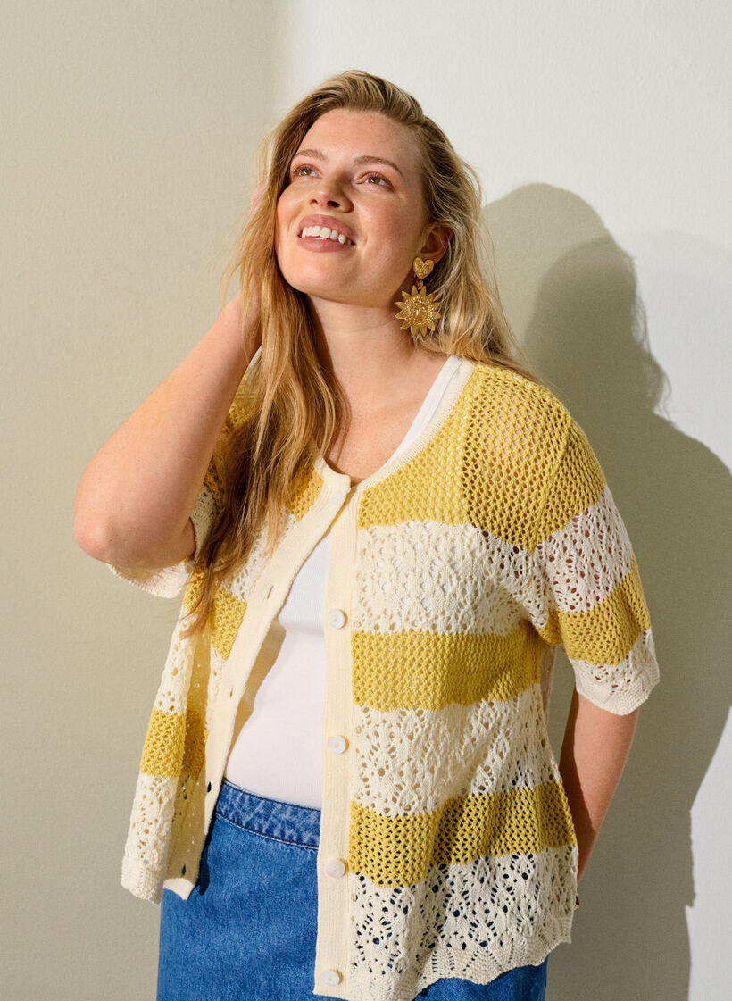 Knitted cardigan with eyelet embroidery and stripes, Yellow, Image