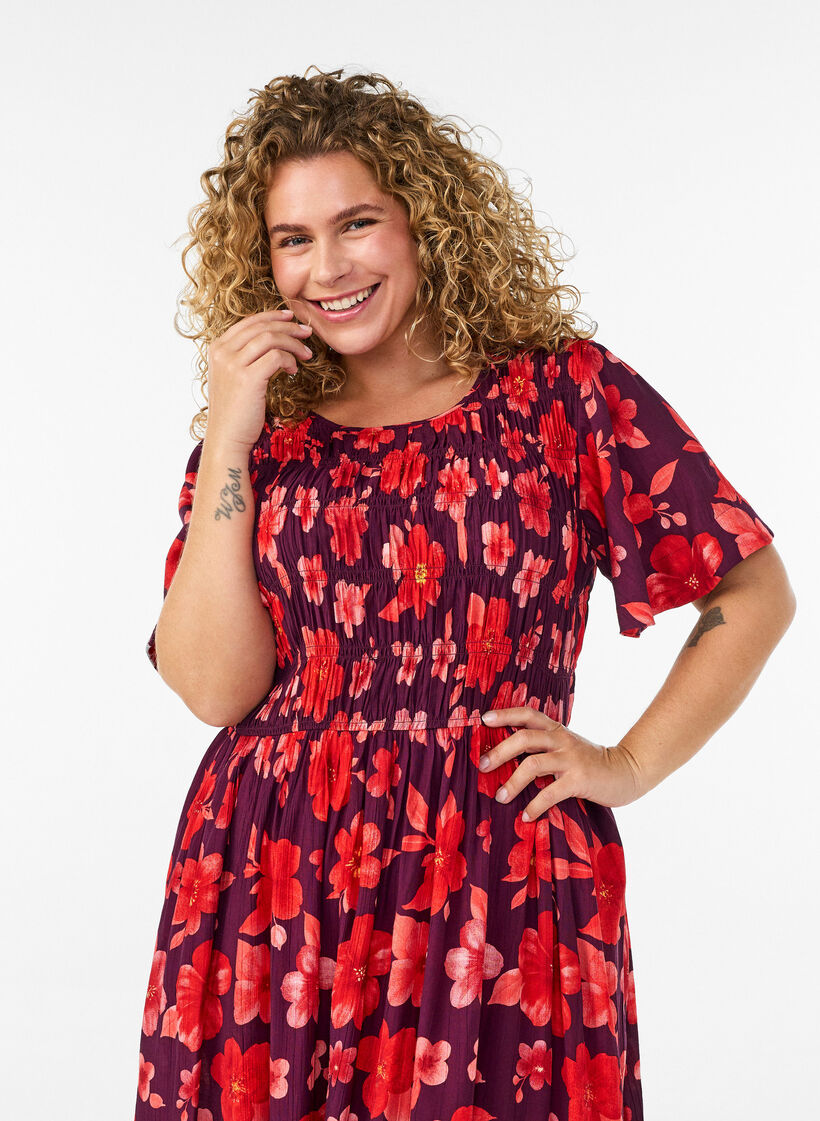 Dress with smocking and floral print, Purple, Model