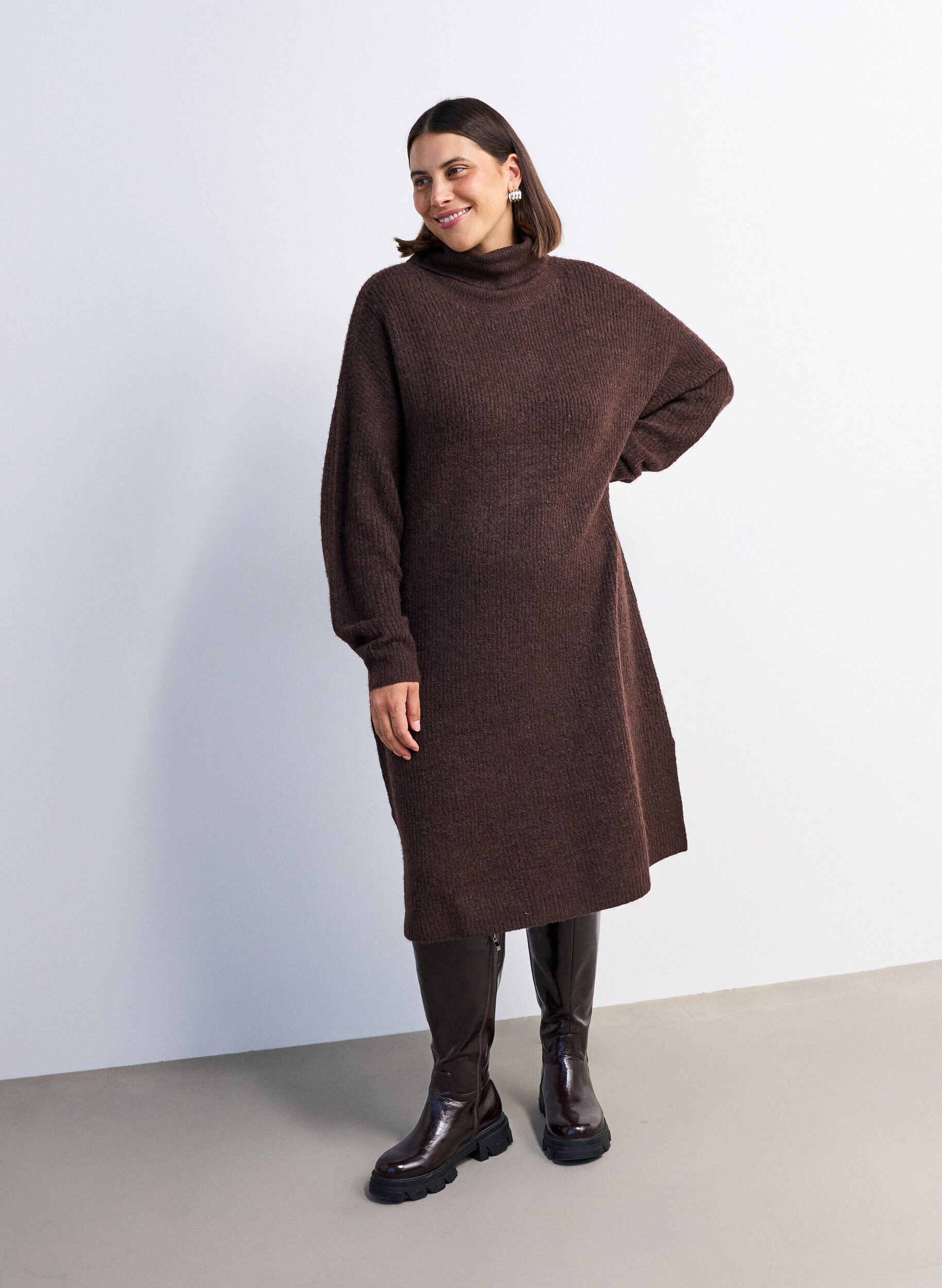 ZizzifashionKnitted dress with turtleneck, Brown, Model image number 0