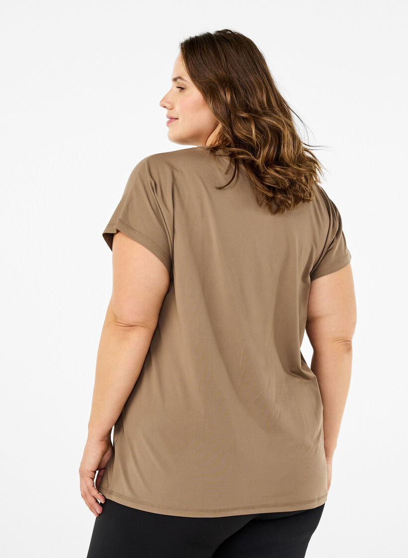 Solid-coloured workout T-shirt, Beige, Model image number 2