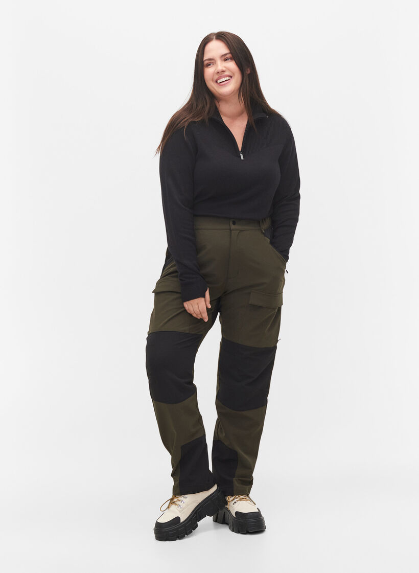 Water-repellent hiking trousers with pockets, Forest Night, Model image number 0