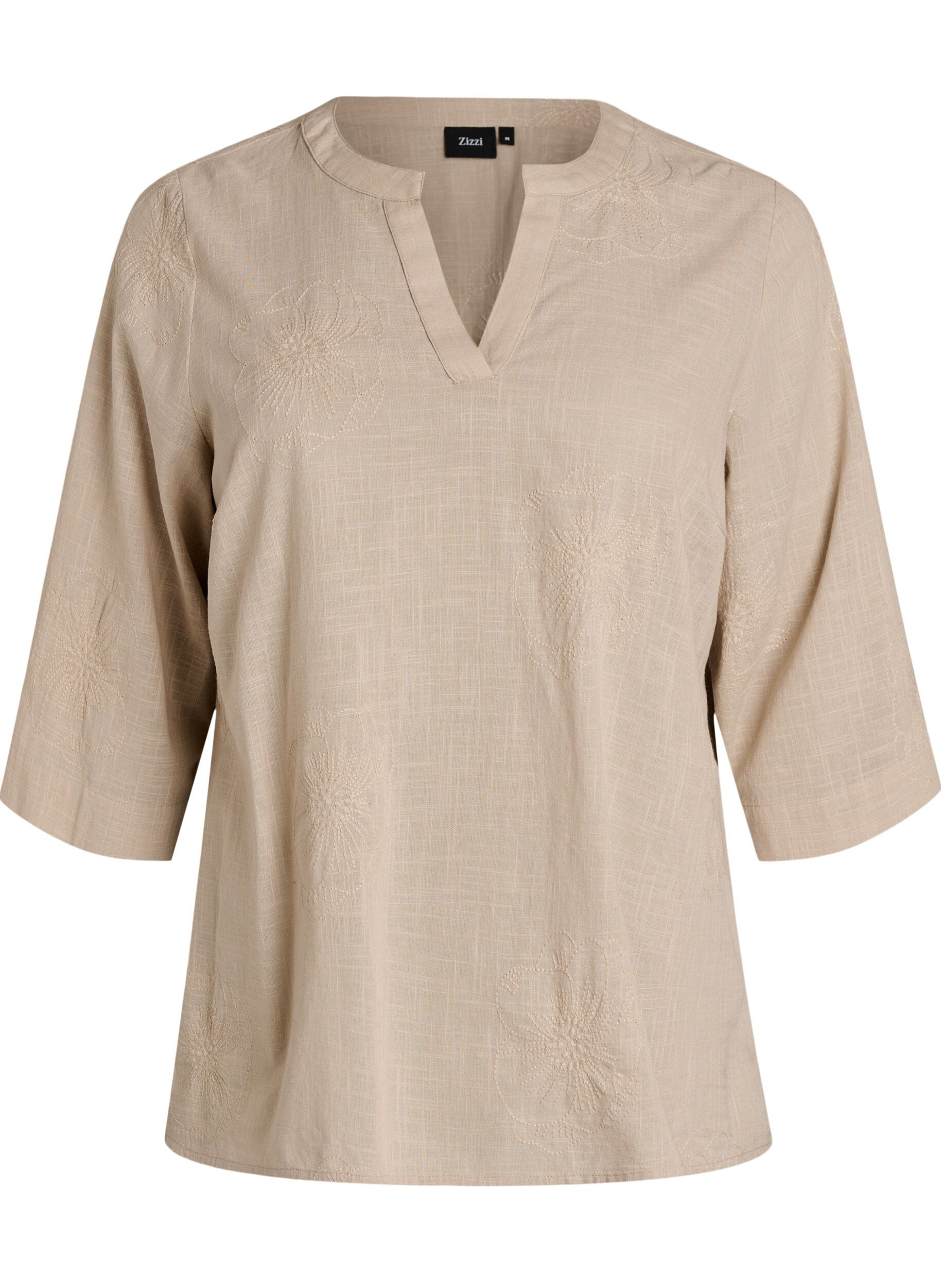 Cotton blouse with embroidered details and 3/4 sleeves