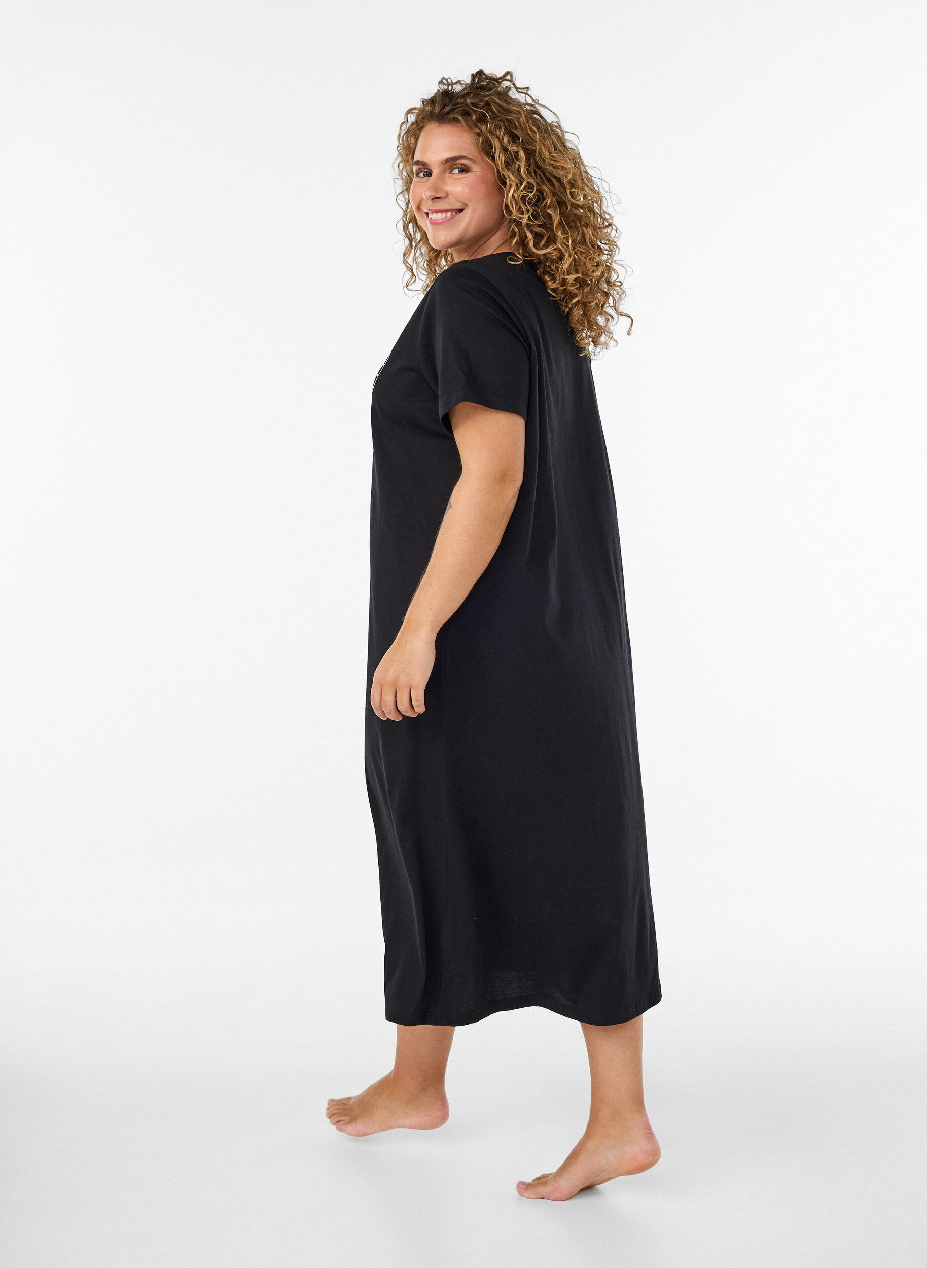 ZizzifashionMidi nightgown in organic cotton, Black, Model image number 1