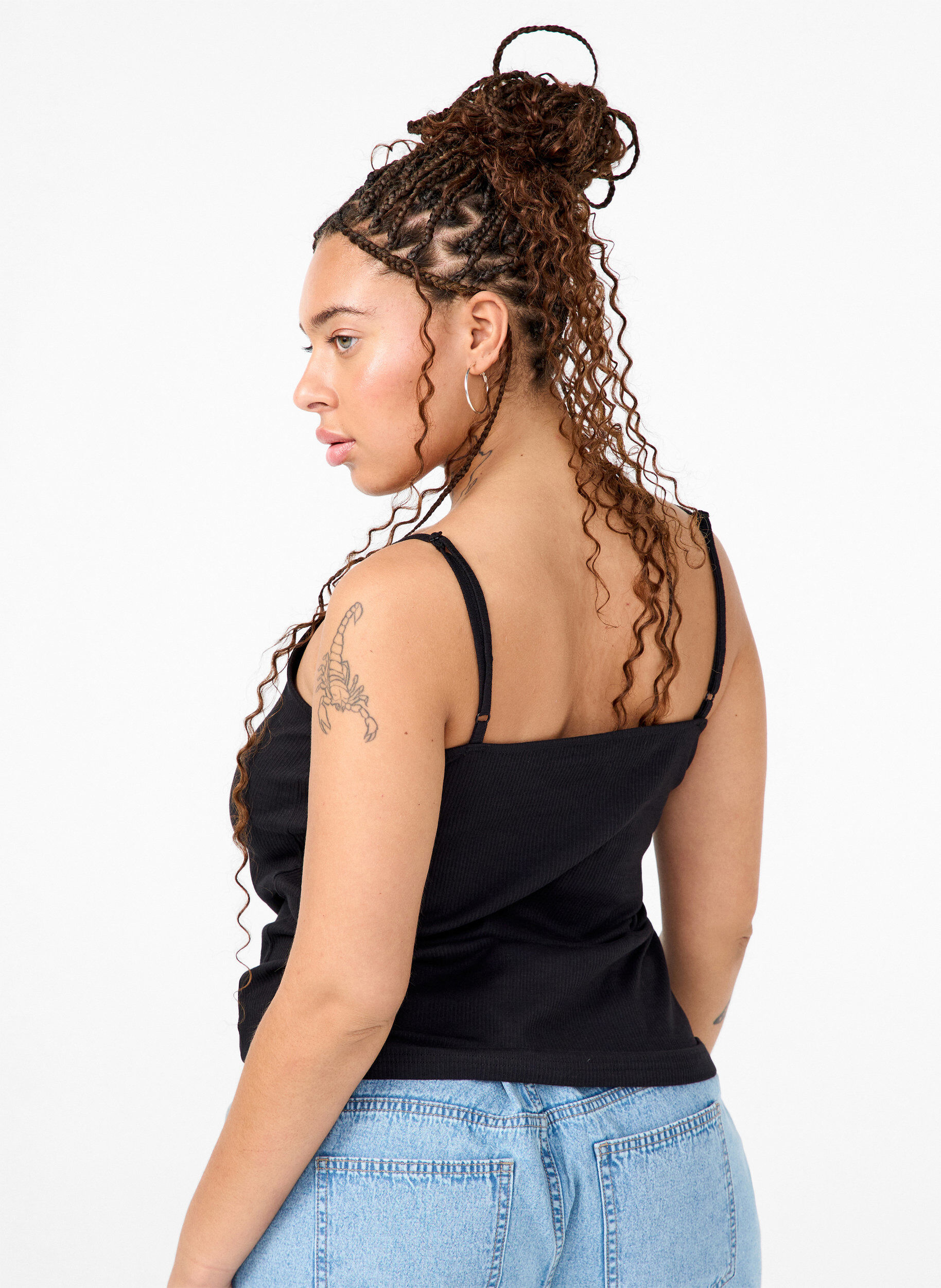 Zizzifashion Organic cotton rib top with cross detail, Black, Model image number 1