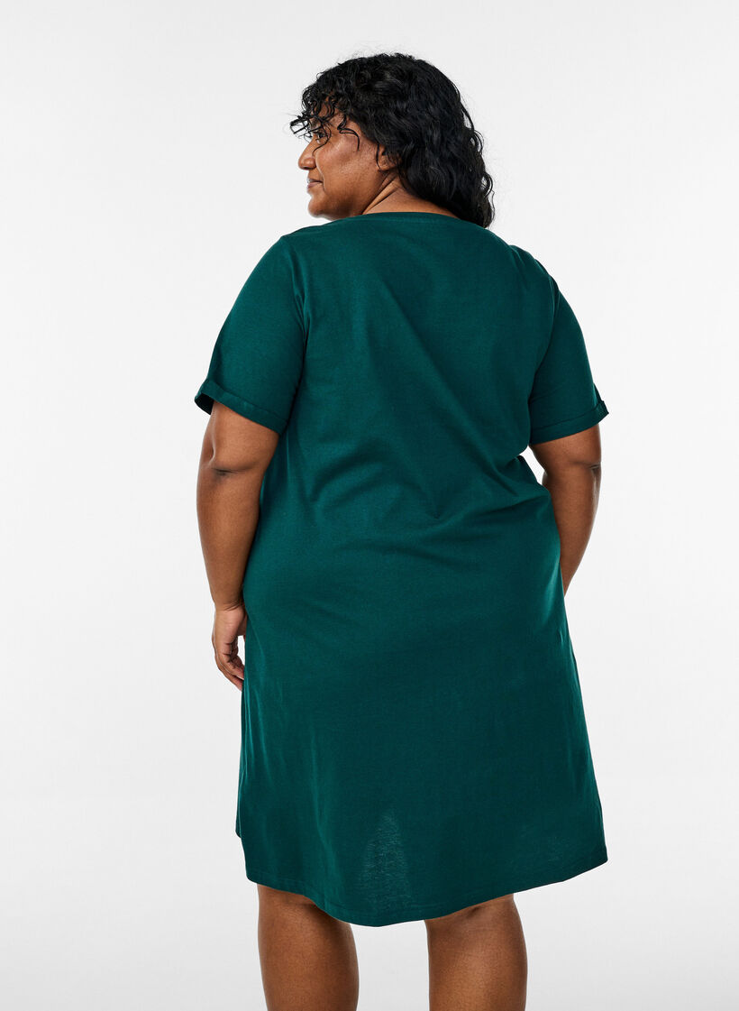 Short-sleeved nightgown in organic cotton, Green, Model image number 2
