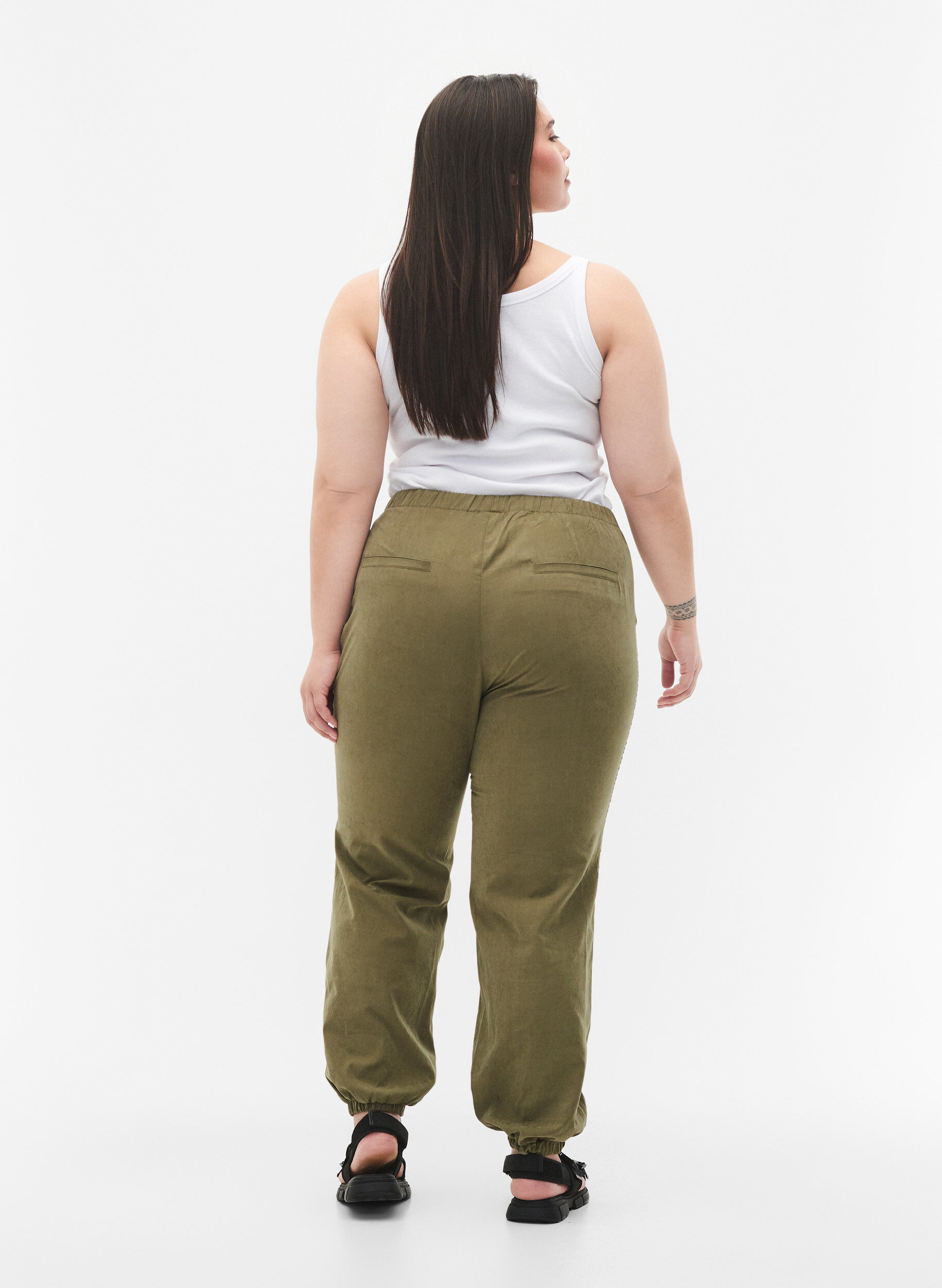Zizzifashion Tapered fit pants with elastic, Martini Olive, Model image number 1