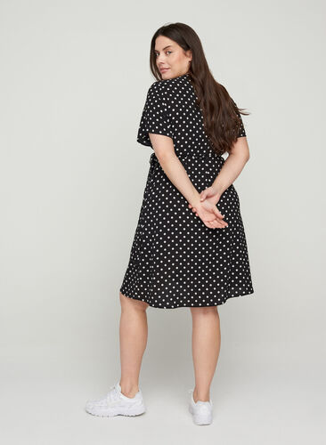 Short-sleeved wrap dress, Black w White Dot, Model image number 1