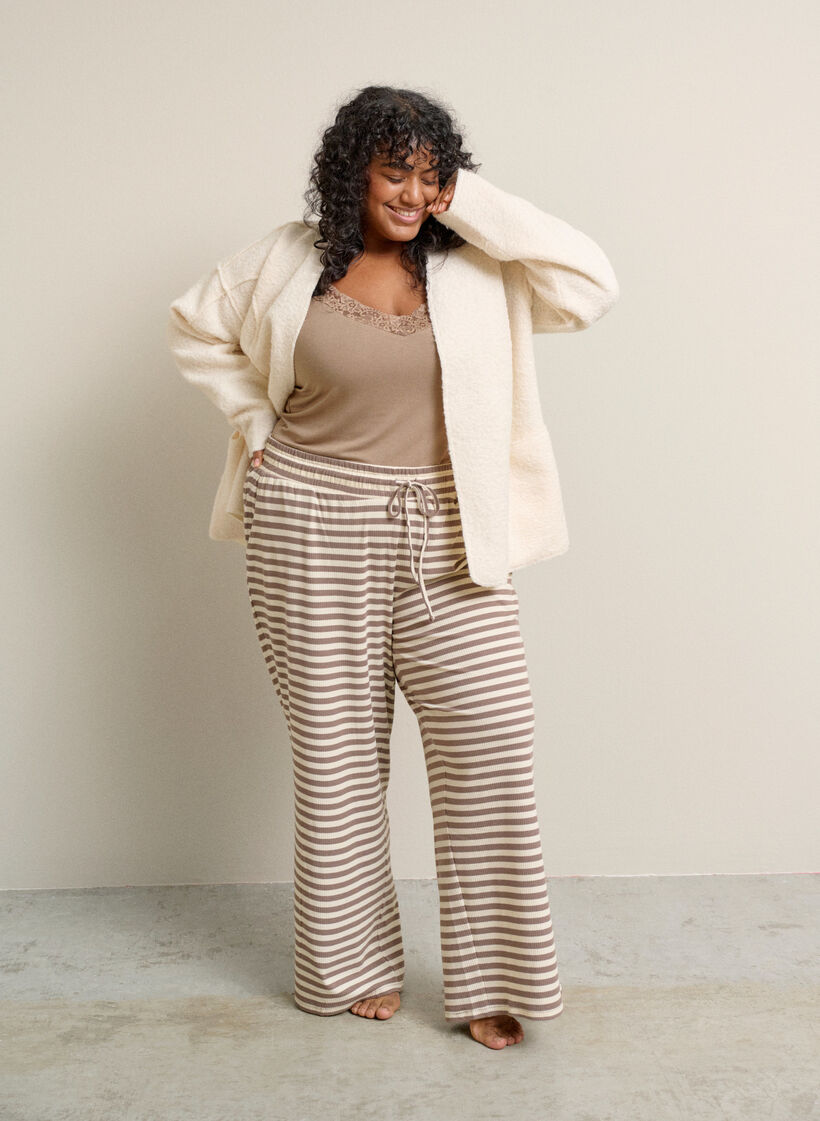 Loose cardigan with pockets, Vanilla, Image image number 0