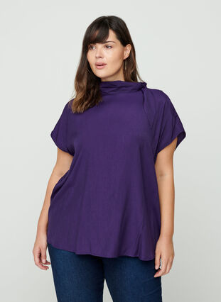 Short-sleeved blouse with a bow detail, Blackberry Cordial, Model image number 0