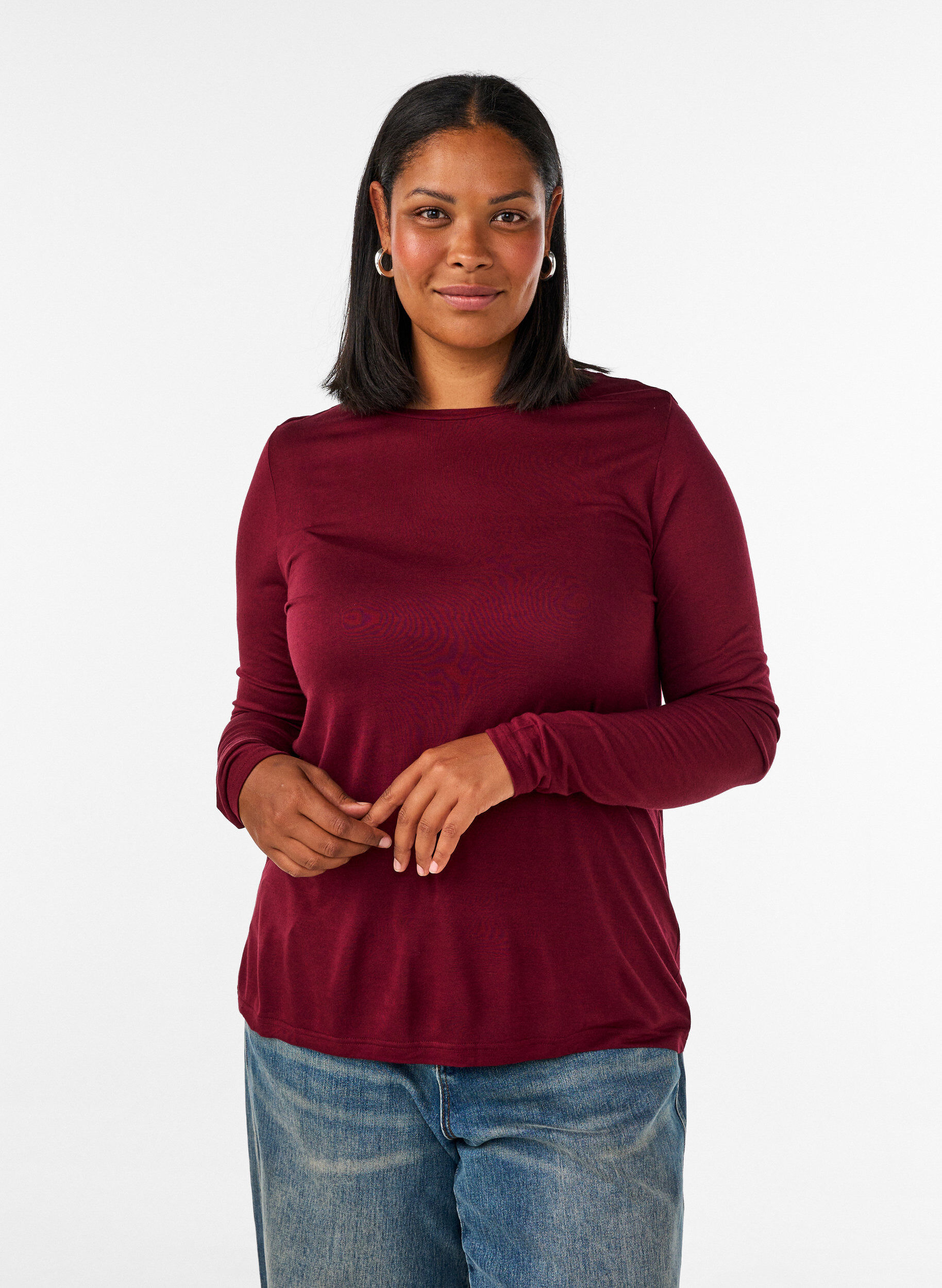 Long-sleeved blouse in wool and viscose, Red, Model