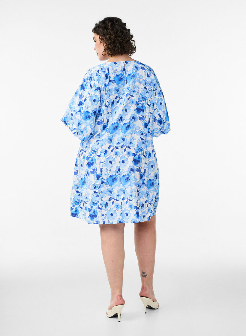 Short viscose dress with balloon sleeves, Blue, Model image number 2