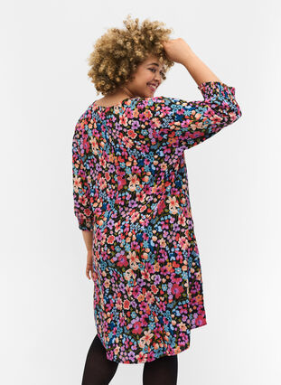 Floral dress with v-neck and 3/4 sleeves, Flower AOP, Model image number 1