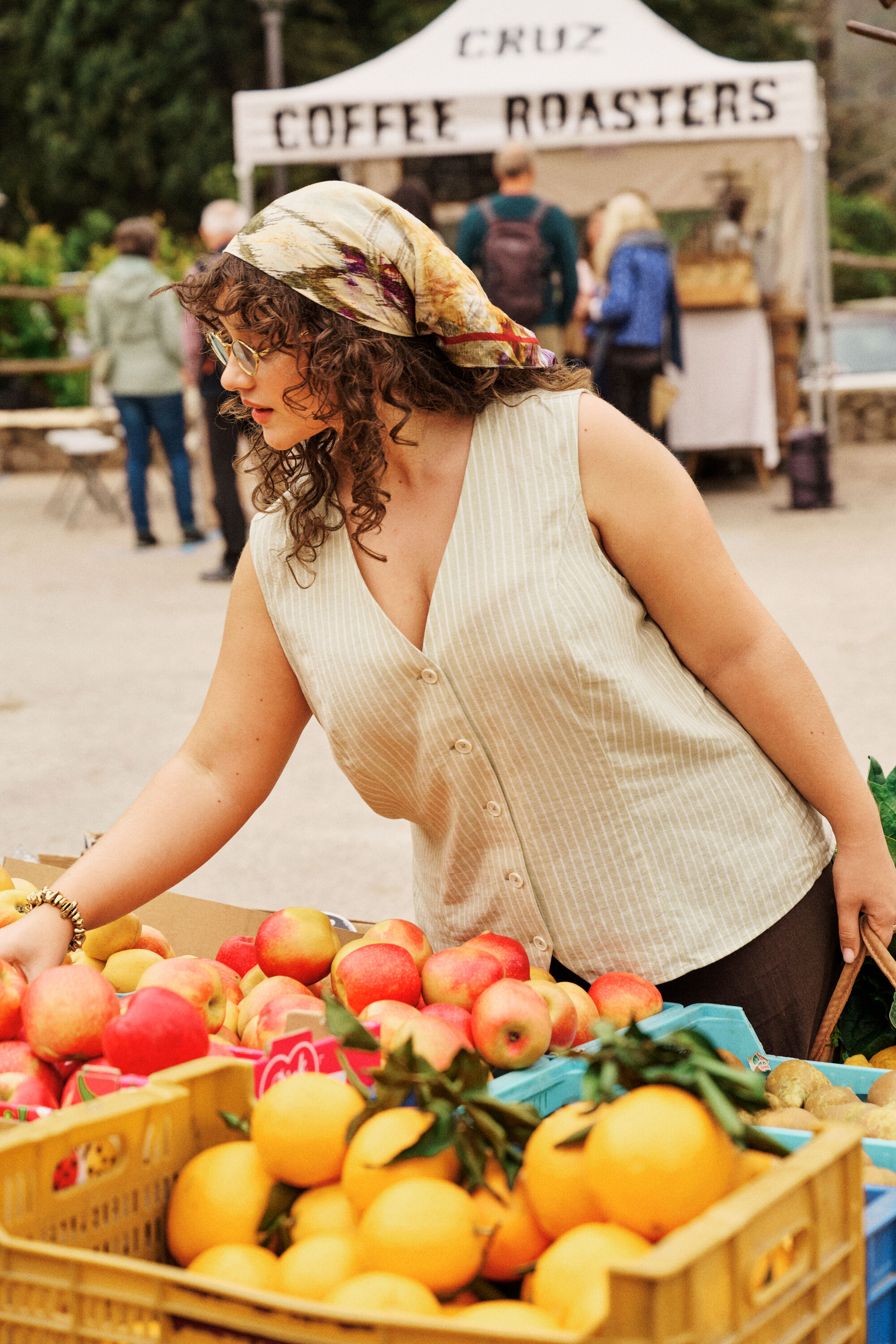 Zizzifashion Relaxed Mediterranean elegance, , Model