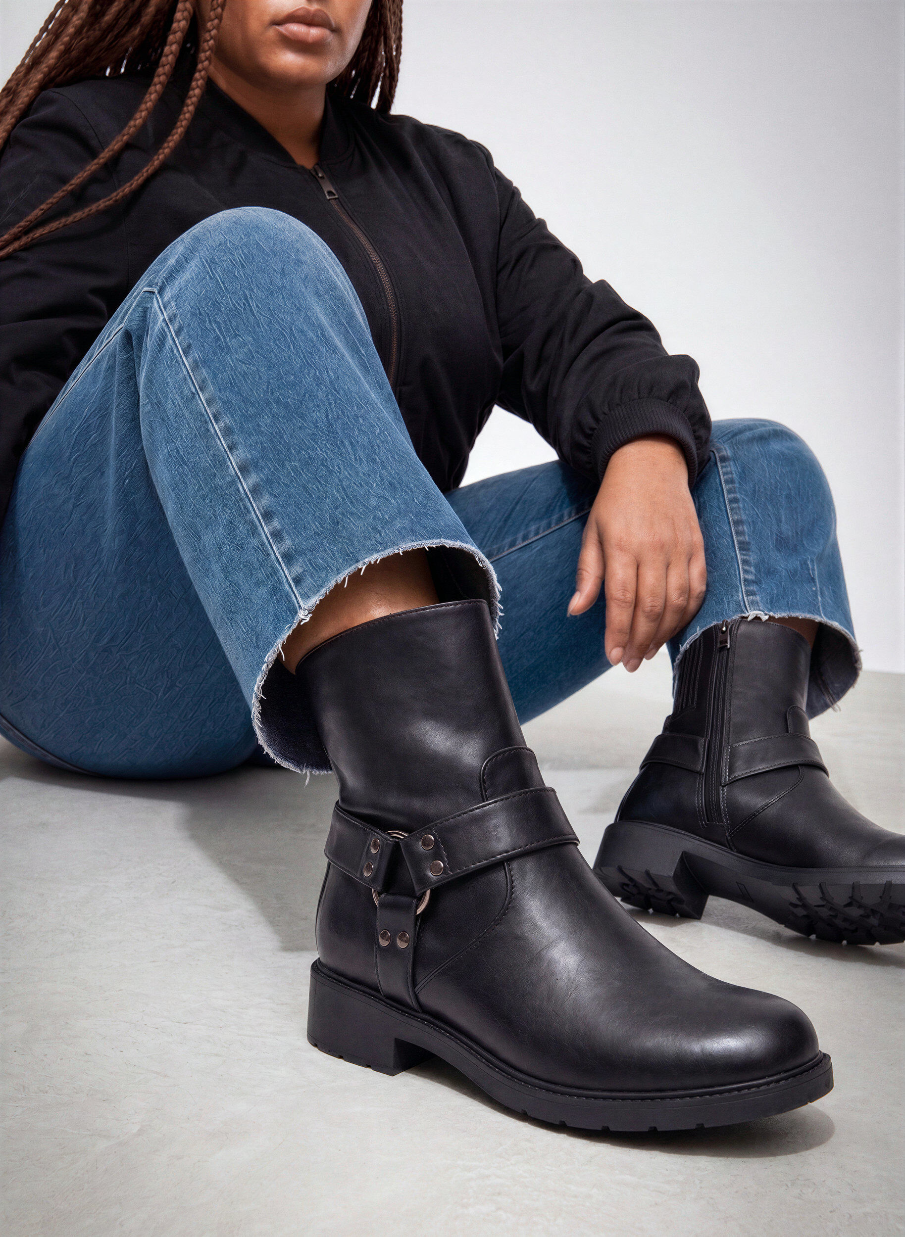 Extra Wide Fit (6E) - Short biker boot