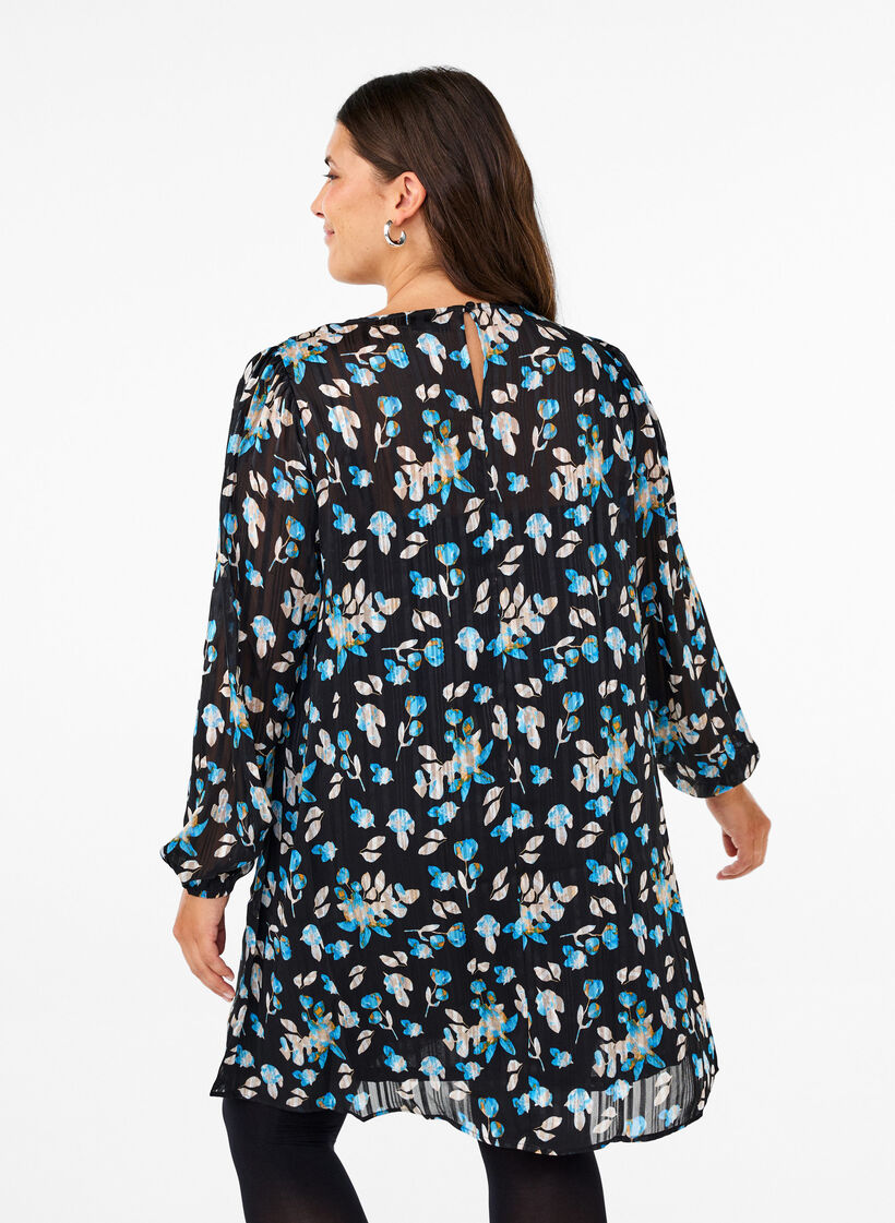 Short printed dress with a round neck, Black Blue Fl. AOP, Model image number 1