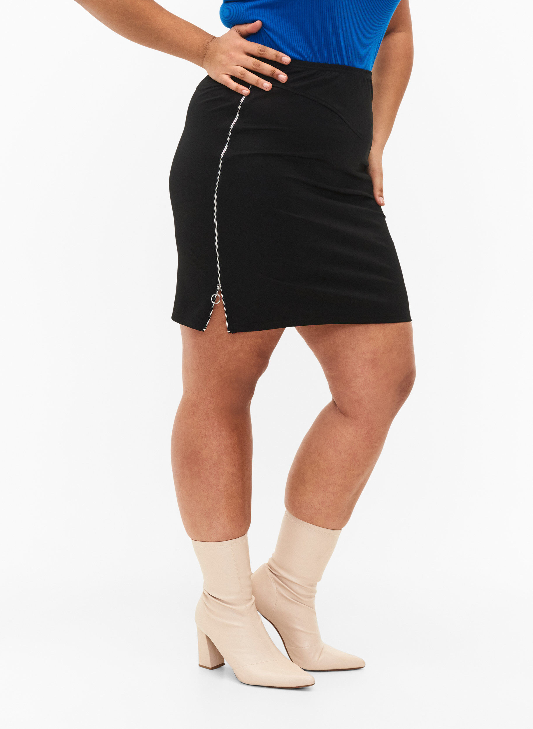 Zizzifashion Tight-fitting skirt with zipper in the side, Black, Model image number 2