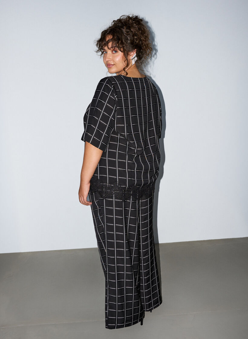 Checked blouse with lace trim and elbow-length sleeves, Black, Model image number 2