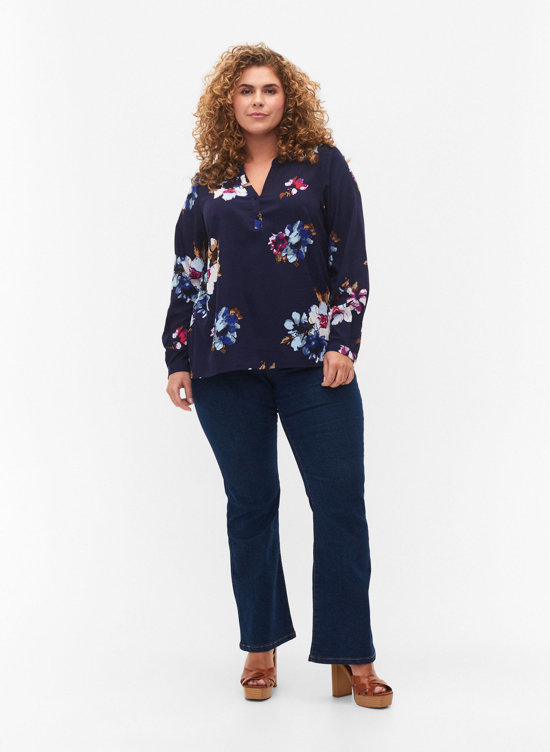 Zizzifashion FLASH - Long sleeve blouse with print, Big Blue Flower, Model image number 2