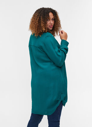 Long-sleeved v-neck viscose tunic, Pacific, Model image number 1