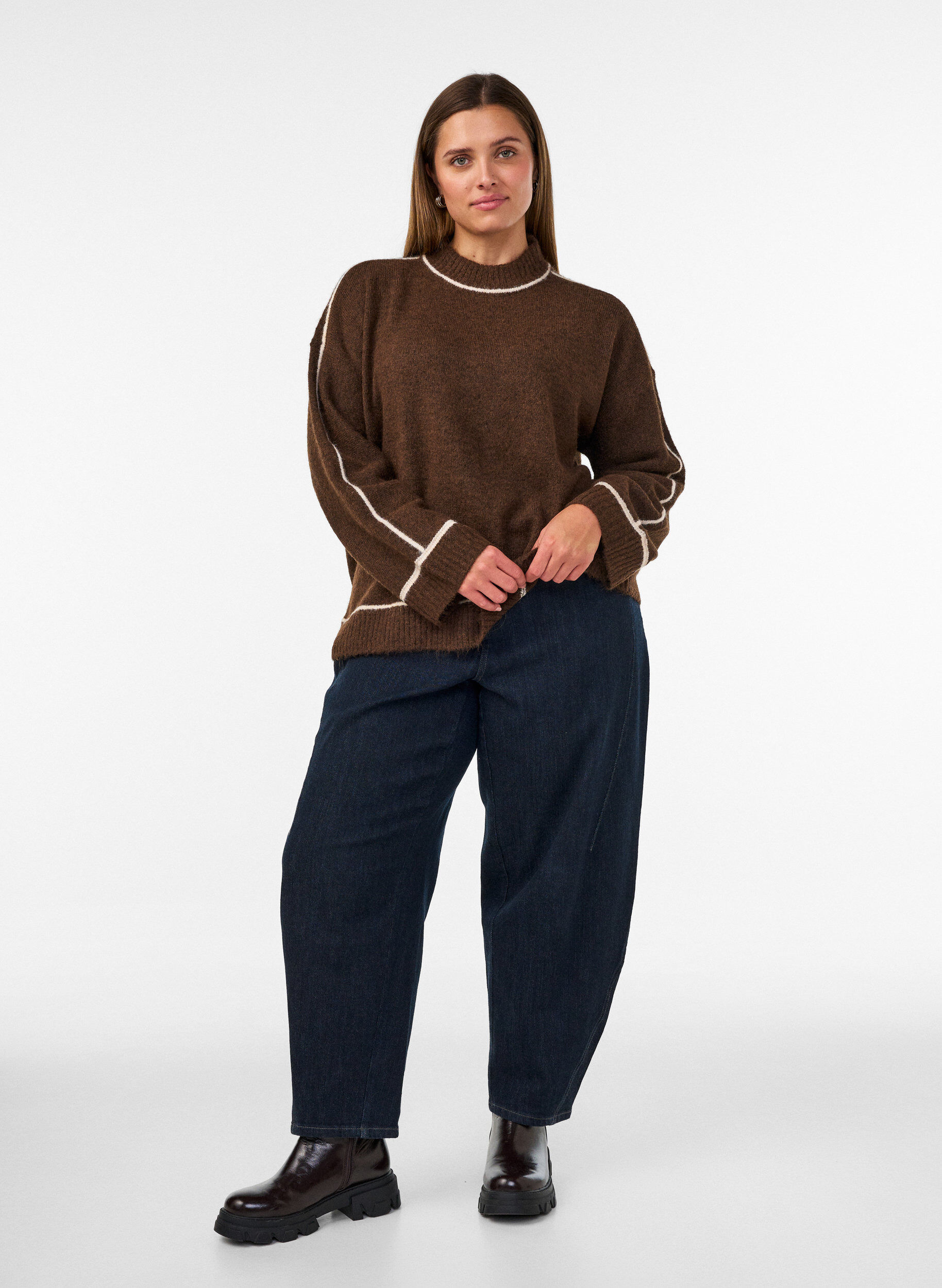 ZizzifashionKnitted jumper with turtleneck and contrast stripes, Brown, Model image number 1