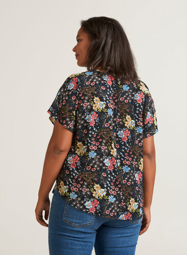 Blouse with short sleeves, Black flower aop, Model image number 0
