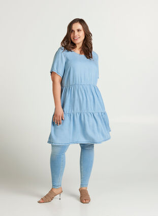 Short-sleeved, pleated denim dress, Light blue denim, Model image number 2